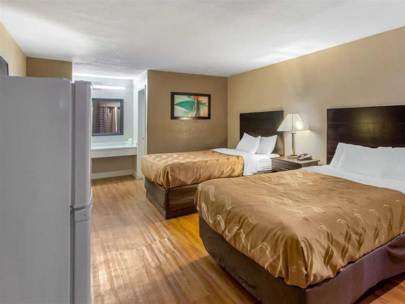 Quality Inn And Suites Port Arthur Nederland エクステリア 写真