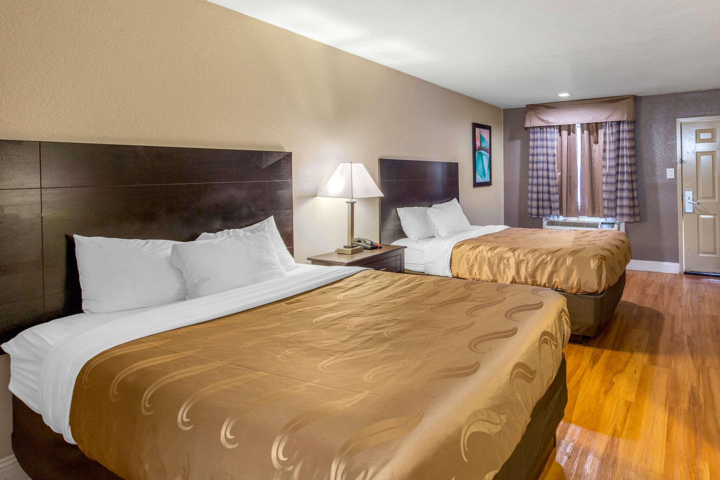 Quality Inn And Suites Port Arthur Nederland エクステリア 写真