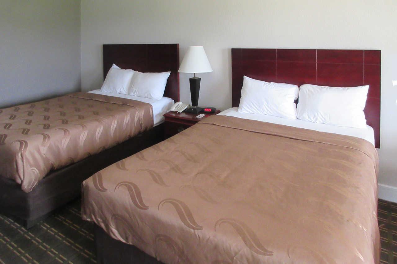 Quality Inn And Suites Port Arthur Nederland エクステリア 写真