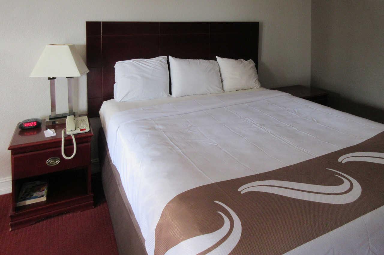 Quality Inn And Suites Port Arthur Nederland エクステリア 写真