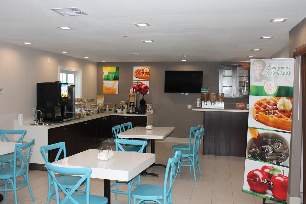 Quality Inn And Suites Port Arthur Nederland エクステリア 写真