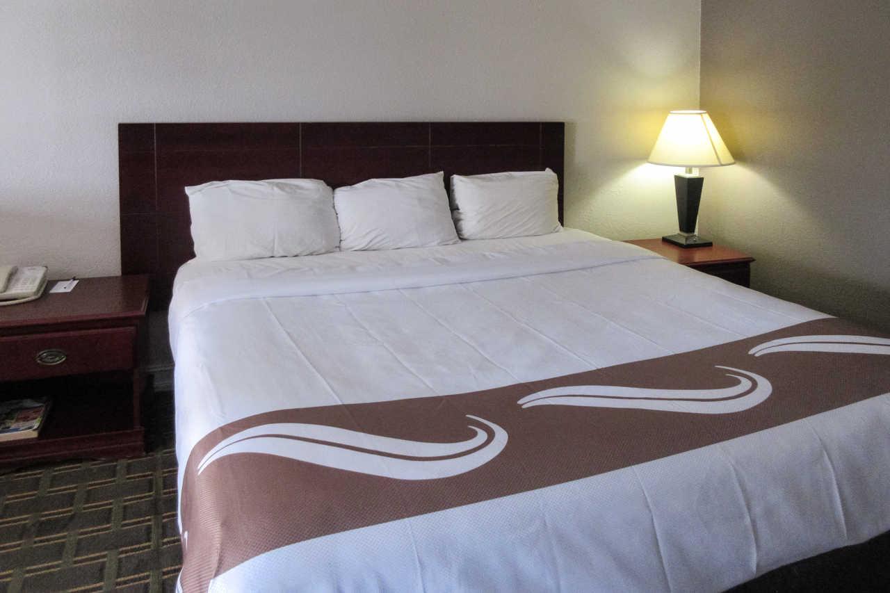 Quality Inn And Suites Port Arthur Nederland エクステリア 写真